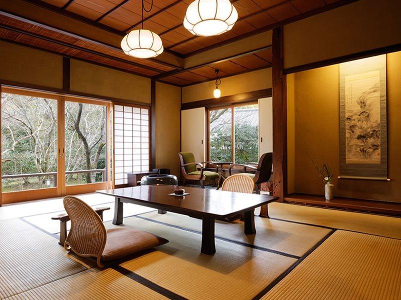 Hotel Yufuin Onsen Kamenoi Bessou Exterior foto
